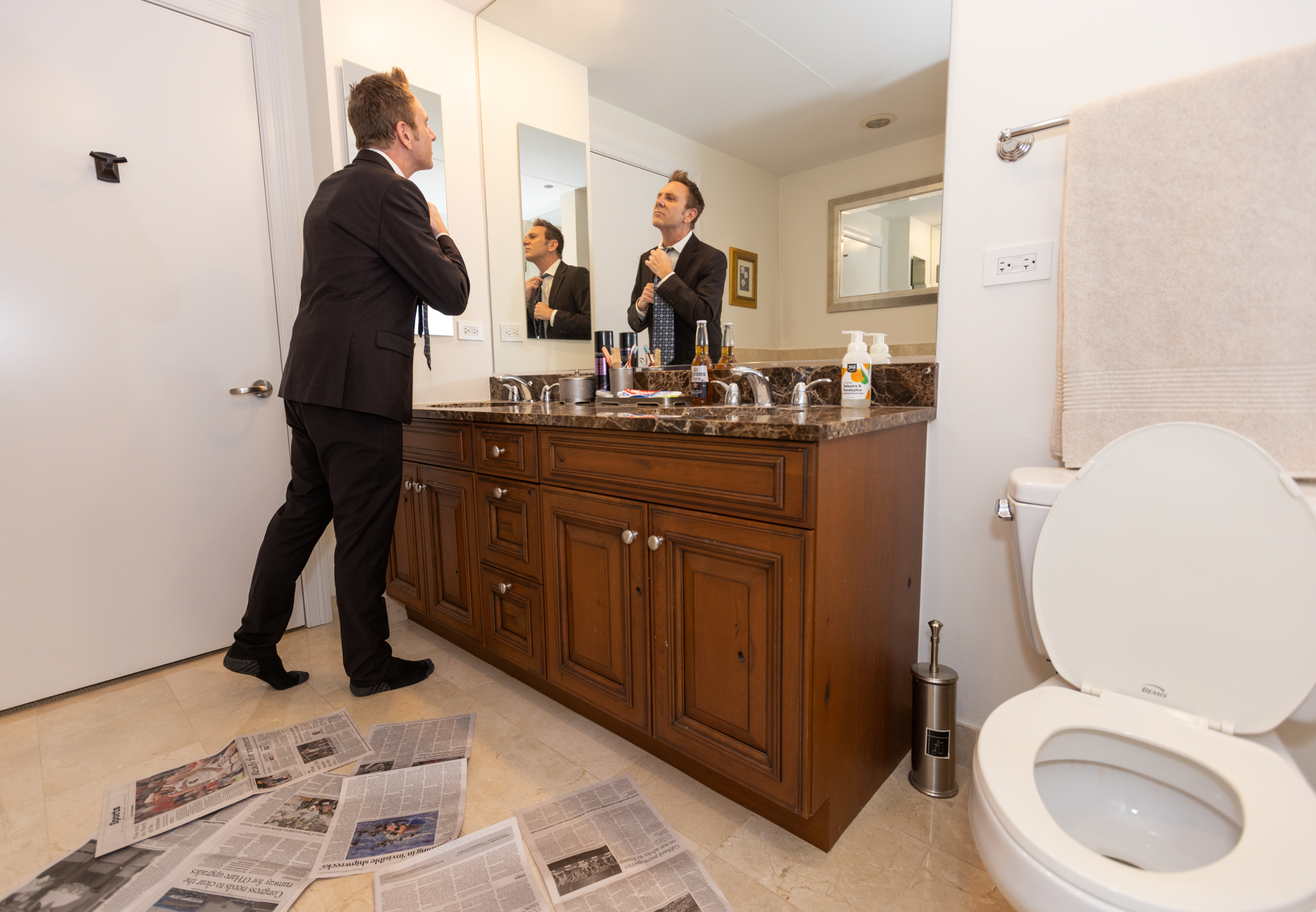 News from the Jon promo behind-the-scenes photo 2